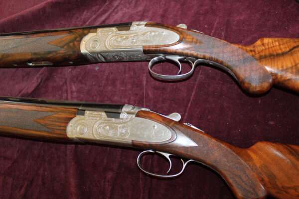 Pair of 12g over & unders by Beretta - 30" x 3" barrels