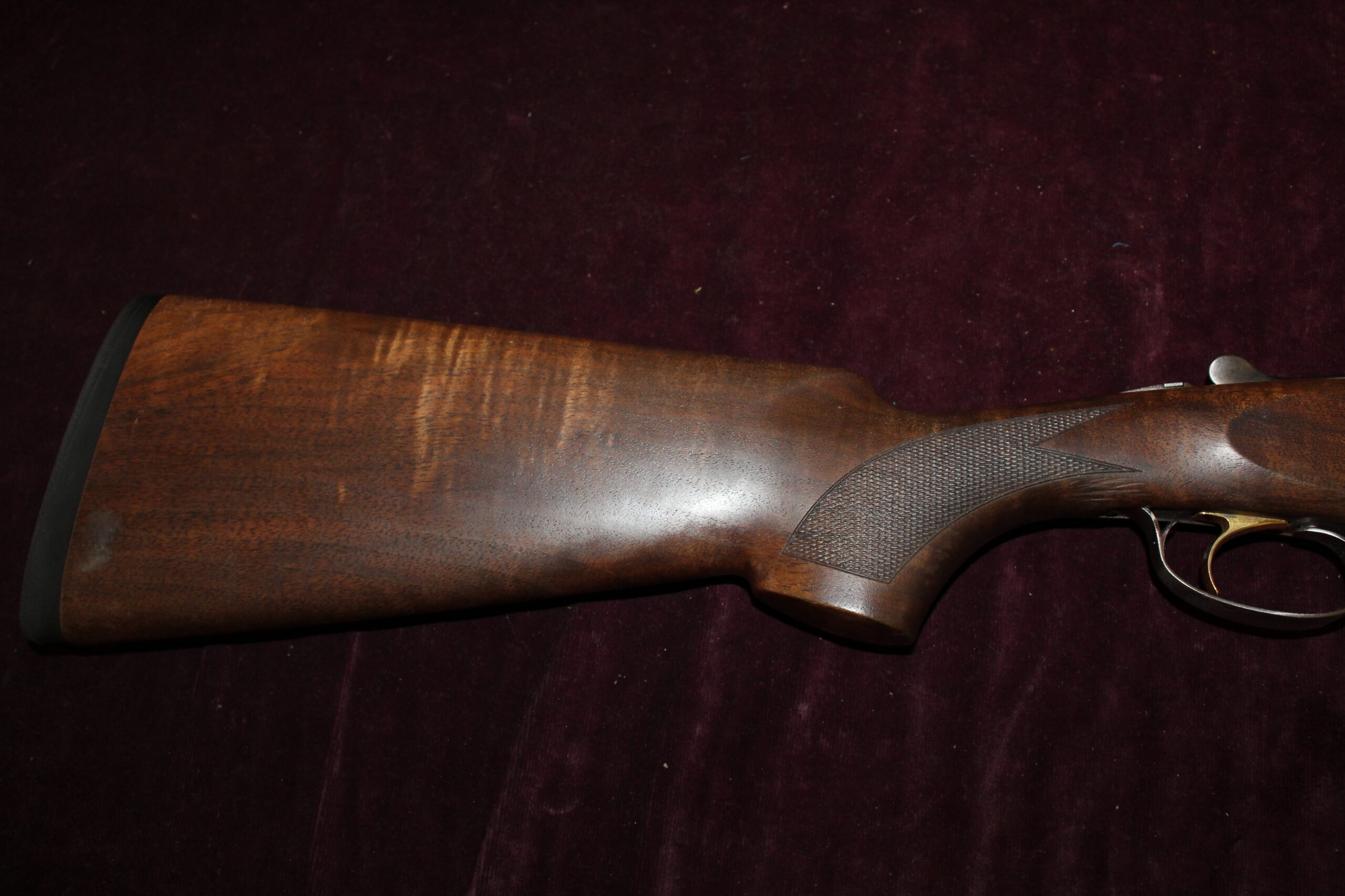 20g OU by Beretta - 28" x 3" multi-choked barrels - Image 3